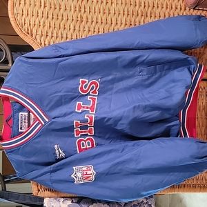 Buffalo Bill's  jacket(pullover); with light weight lining.Size large. Like new.
